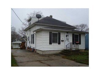 109 W Walnut St, Anamosa, IA 52205