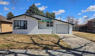 2809 Dineen Ave, Scottsbluff, NE 69361