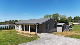 1712 Oak Grove Rd, Dandridge, TN 37725
