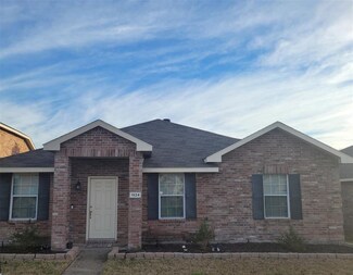1924 Indian Lilac Dr, Lancaster, TX 75146