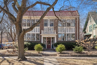 1670 Laurel Ave Unit 3, Saint Paul, MN 55104