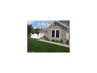 282 Woodbury Cir, Dalton, OH 44618