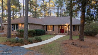 34 Devon Dr, Pinehurst, NC 28374