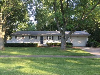 485 Northfield Dr, Youngstown, NY 14174