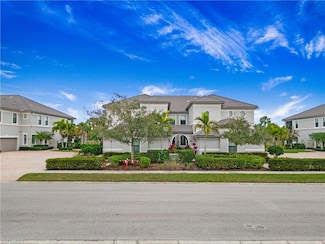 12045 Covent Garden Ct Unit 2104, Naples, FL 34120