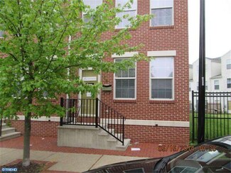 24 Monroe St, Trenton, NJ 08618