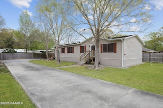 926 S Shireview Cir, Abbeville, LA 70510