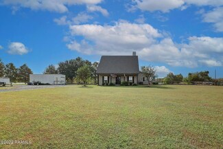 1186 Cormier Rd, Breaux Bridge, LA 70517