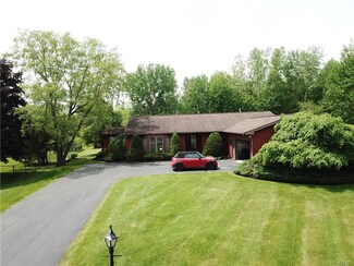 5618 Buck Point Rd, Auburn, NY 13021