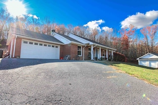 169 Calf Mountain Rd, Waynesboro, VA 22980