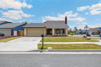 4510 E Hightree Cir, Anaheim, CA 92807
