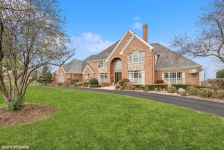 1100 Glencrest Dr, Inverness, IL 60010
