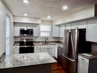 92 Rockland St Unit 1, West Roxbury, MA 02132