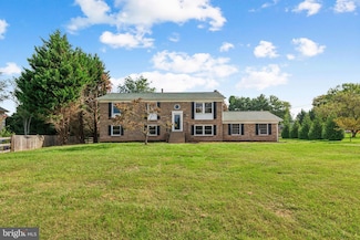 4315 Mountain View Dr, Haymarket, VA 20169
