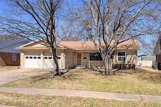 1803 W Scott St, Sherman, TX 75092