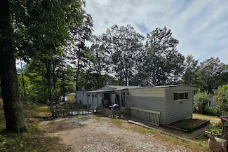 43 Catamount Hill Dr, Allenstown, NH 03275