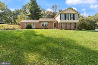 615 Tanglewood Dr, Sykesville, MD 21784