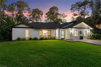 5260 Hawthorn Woods Way, Naples, FL 34116