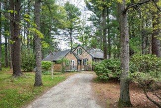 218 North St, Mattapoisett, MA 02739