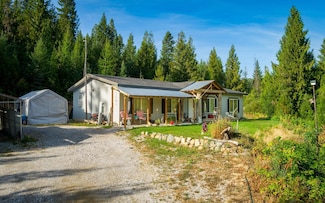 3417 Red Marble Rd, Chewelah, WA 99109