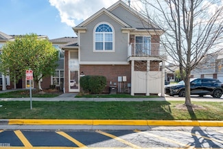 15357 Yale Dr Unit 211, Clinton Township, MI 48038