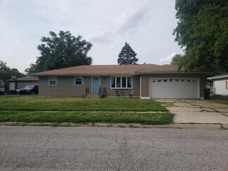 5548 Robbins Ave, Portage, IN 46368
