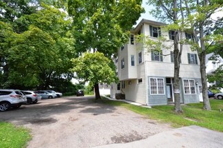 109 Heywood St, Worcester, MA 01604