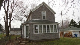 213 S Slate St, Culver, IN 46511