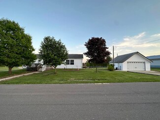205 E Market St, Rock City, IL 61070
