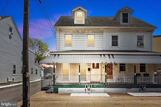 920 Pond St, Bristol, PA 19007