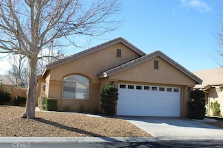 19569 Saint Andrews Way, Apple Valley, CA 92308