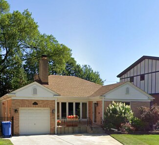 5825 N Lansing Ave, Chicago, IL 60646