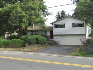 18214 25th Ave NE, Lake Forest Park, WA 98155