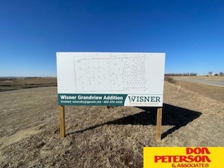 1404 19 St, Wisner, NE 68791