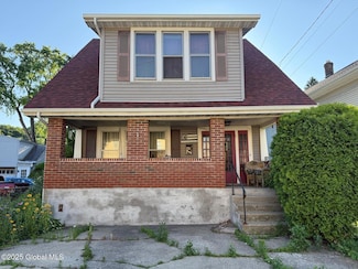 2325 12th Ave, Watervliet, NY 12189