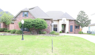 765 Dumaine Dr, Bossier City, LA 71111
