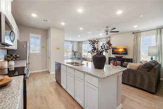 11914 Outer Bark Dr Unit Bldg 15, Tomball, TX 77375