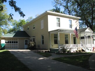 312 3rd Ave SE, Independence, IA 50644