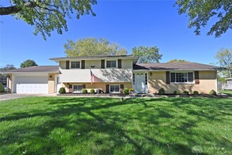 2609 Brown Bark Dr, Dayton, OH 45431