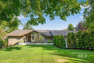410 E Hearthstone Dr, Boise, ID 83702