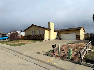 1611 E 24th St, Casper, WY 82601