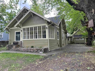909 E 6th St, Moscow, ID 83843