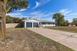 1508 W 17th Ave, Hutchinson, KS 67501