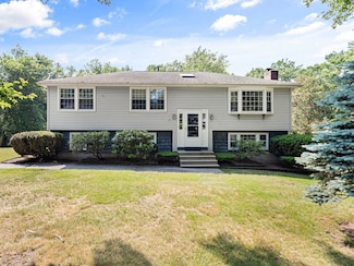 381 Treble Cove Rd, North Billerica, MA 01862