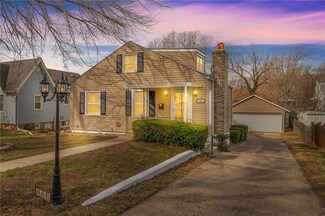 1324 S Pleasant St, Independence, MO 64055