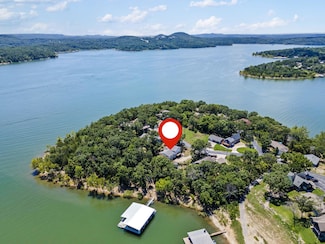 42 Ash Ln, Kimberling City, MO 65686