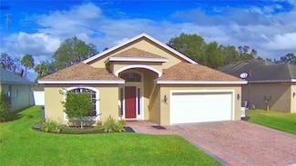 3226 Oak Tree Ln, Winter Haven, FL 33884