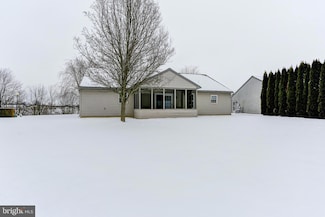 52 Springhouse Dr, Myerstown, PA 17067