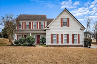 9 Montpelier Dr, Greer, SC 29650
