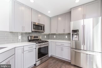 720 S Sartain St Unit 3, Philadelphia, PA 19147